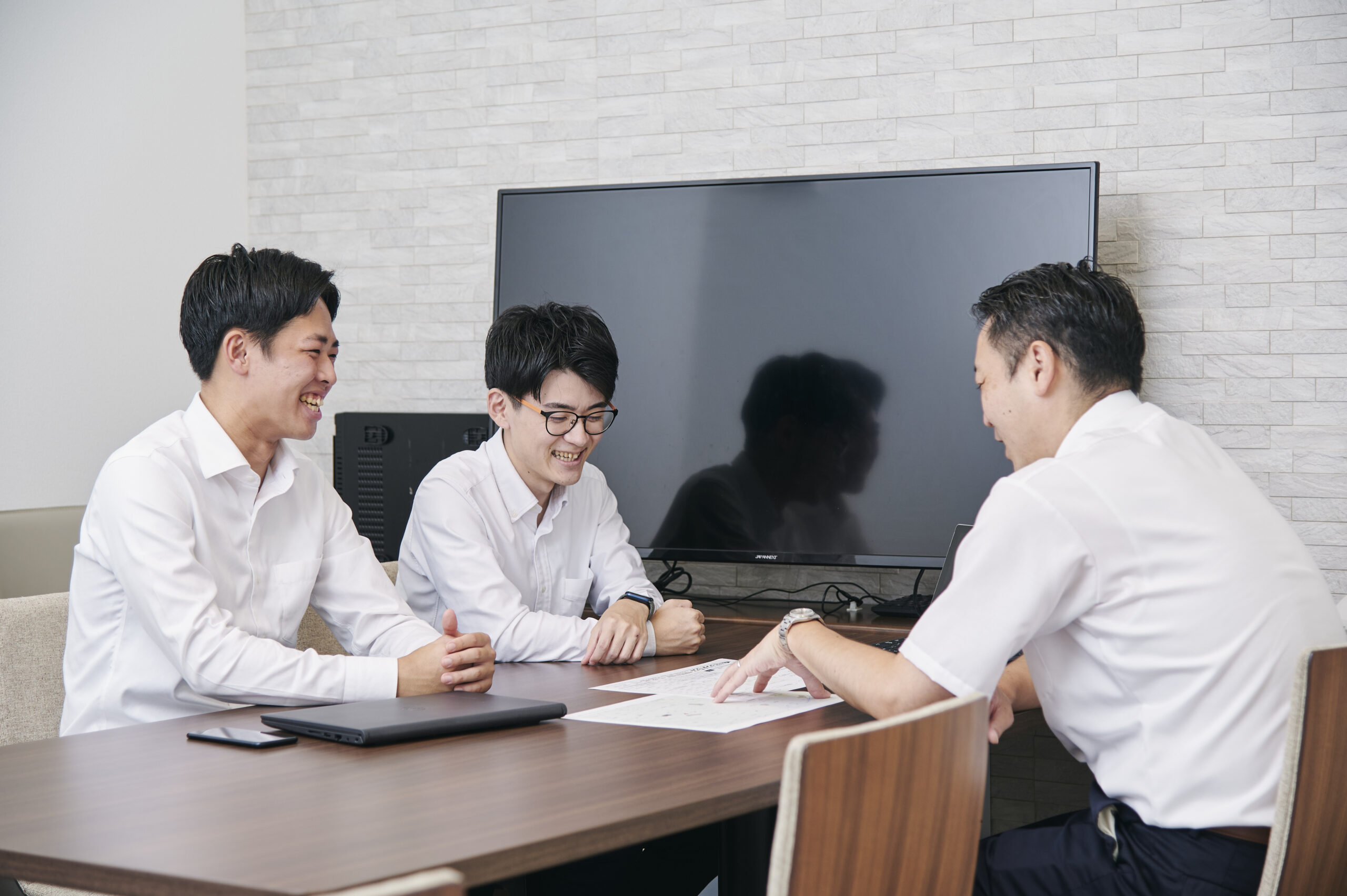 朝礼、清掃、朝のミーティング